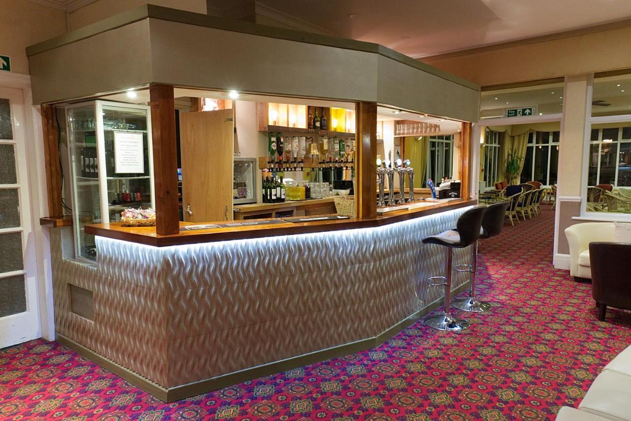 The Devoncourt Resort Exmouth Exterior foto